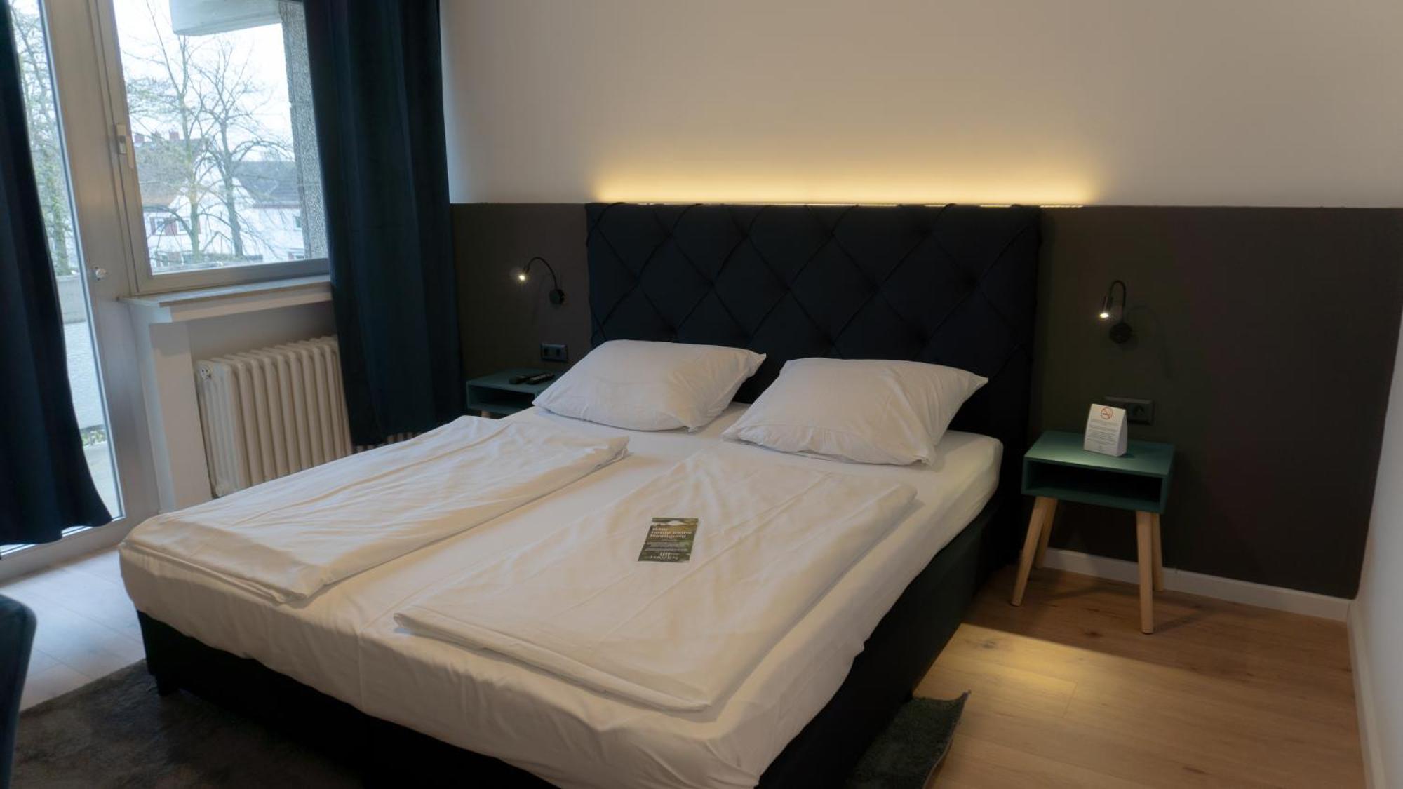Haven Hotels - Hotel Am Stadion Леверкузен Екстериор снимка