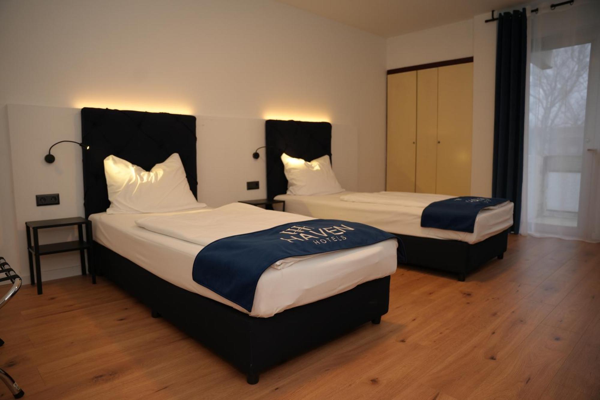 Haven Hotels - Hotel Am Stadion Леверкузен Екстериор снимка